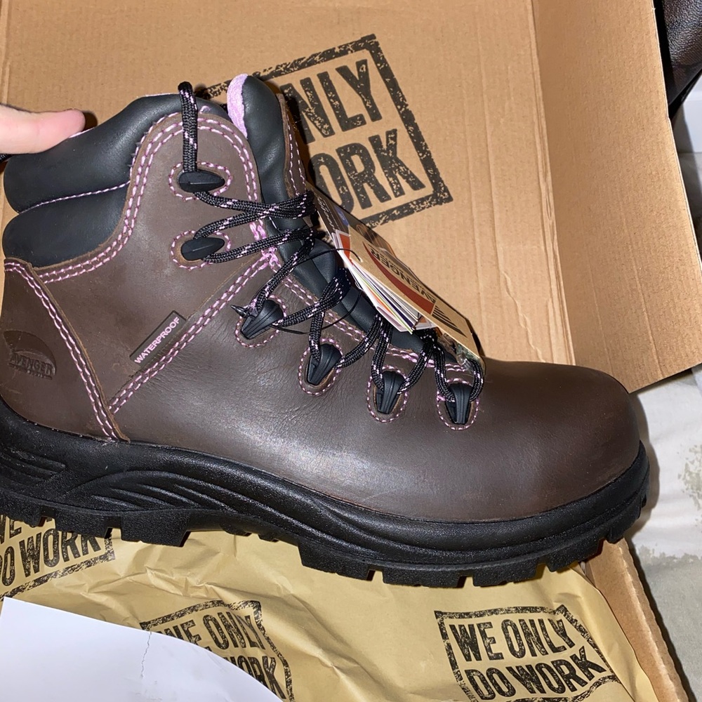 Women’s Avenger waterproof Hiker work boots